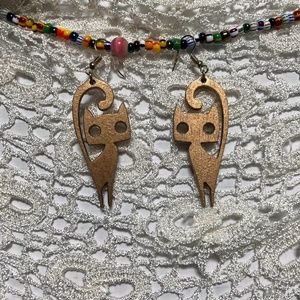 NEW Gold Painted Cat Earrings